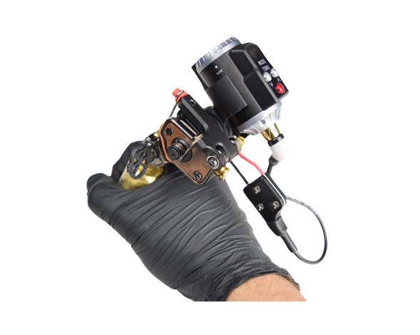 ムソトク(MUSOTOKU)とDan Kubinワイヤレスバッテリーサプライ Snap'n ムソトク(MUSOTOKU)とDan Kubinワイヤレスバッテリーサプライ Snap'n